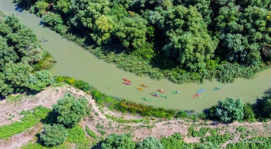 Exploram Romania Din Caiace 5 Zile In Delta Dunarii Si Pe Marea